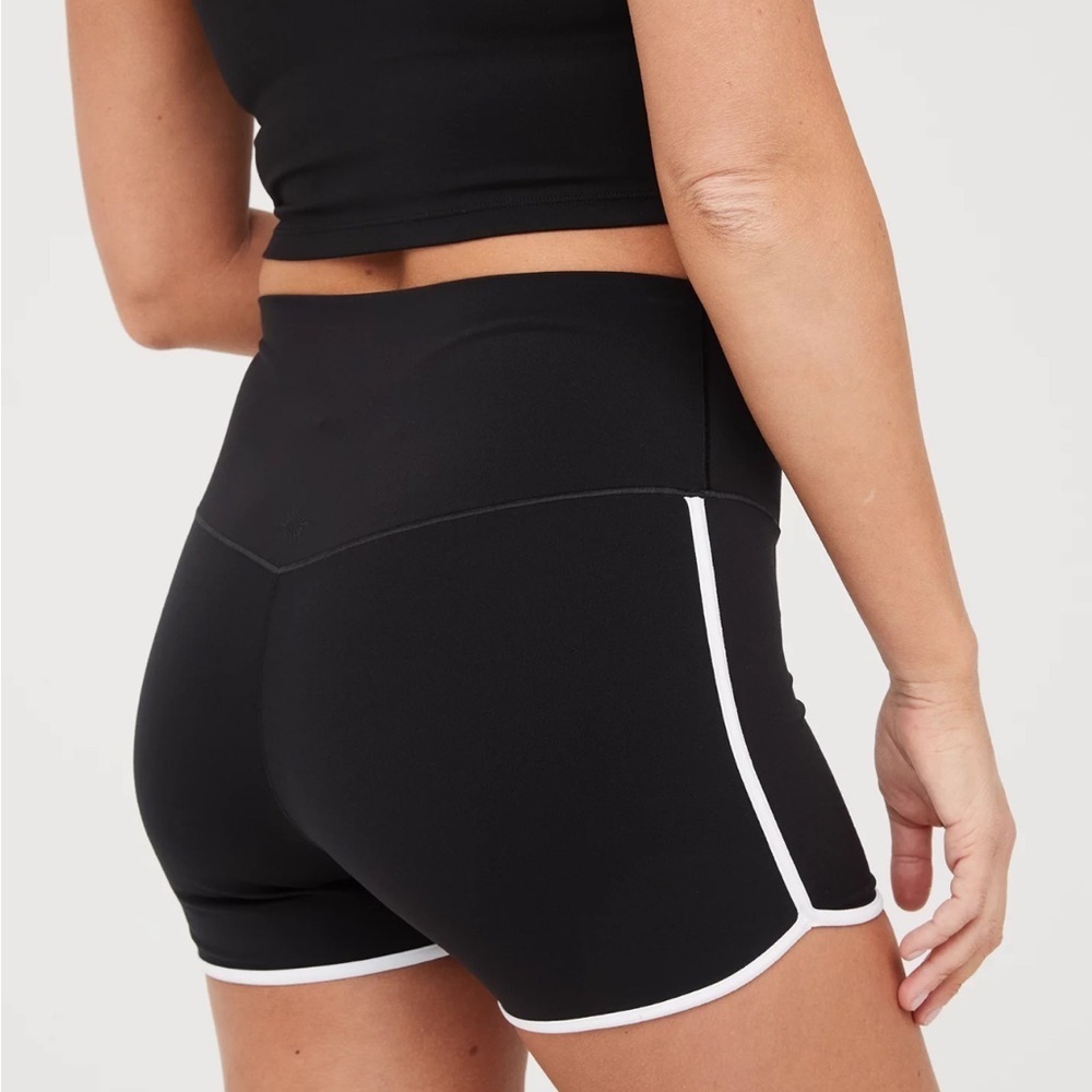Aerie Offline Black white stripe Women's Athletic biker Shorts/ spandex